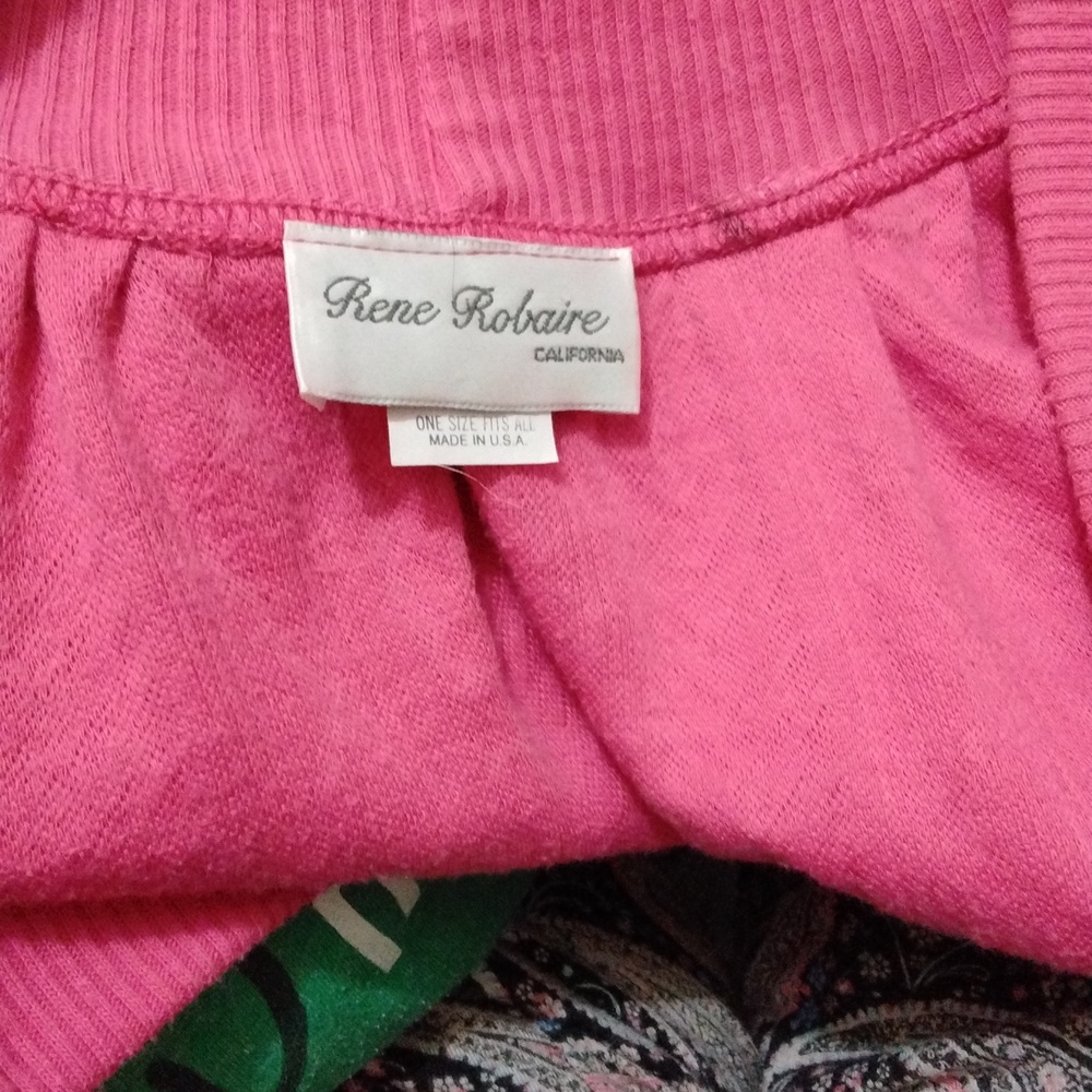 Ladies Wear - Picture 3 of 4